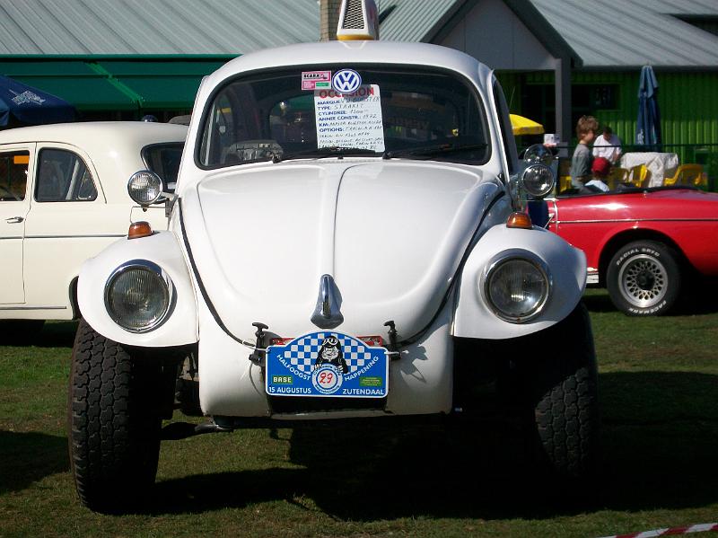 Het bestuur heeft dit uitstekend gezegd, SHOW EN SHINE, en dit alles onder een blakende zon op de locatie De Blookberg te Zutendaal (6).JPG